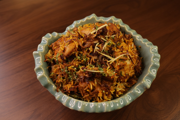 LUCKNOWI MURG BIRYANI